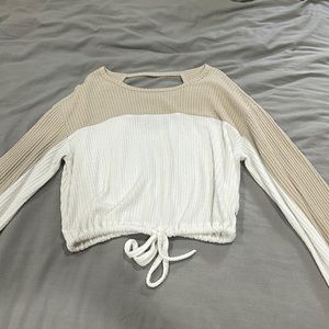 hollister sweater